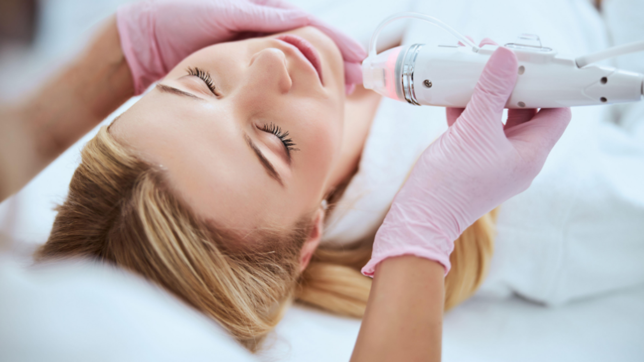 【極美品】Non-Surgical Skin Tightening and Li best-non-surgical-skin-